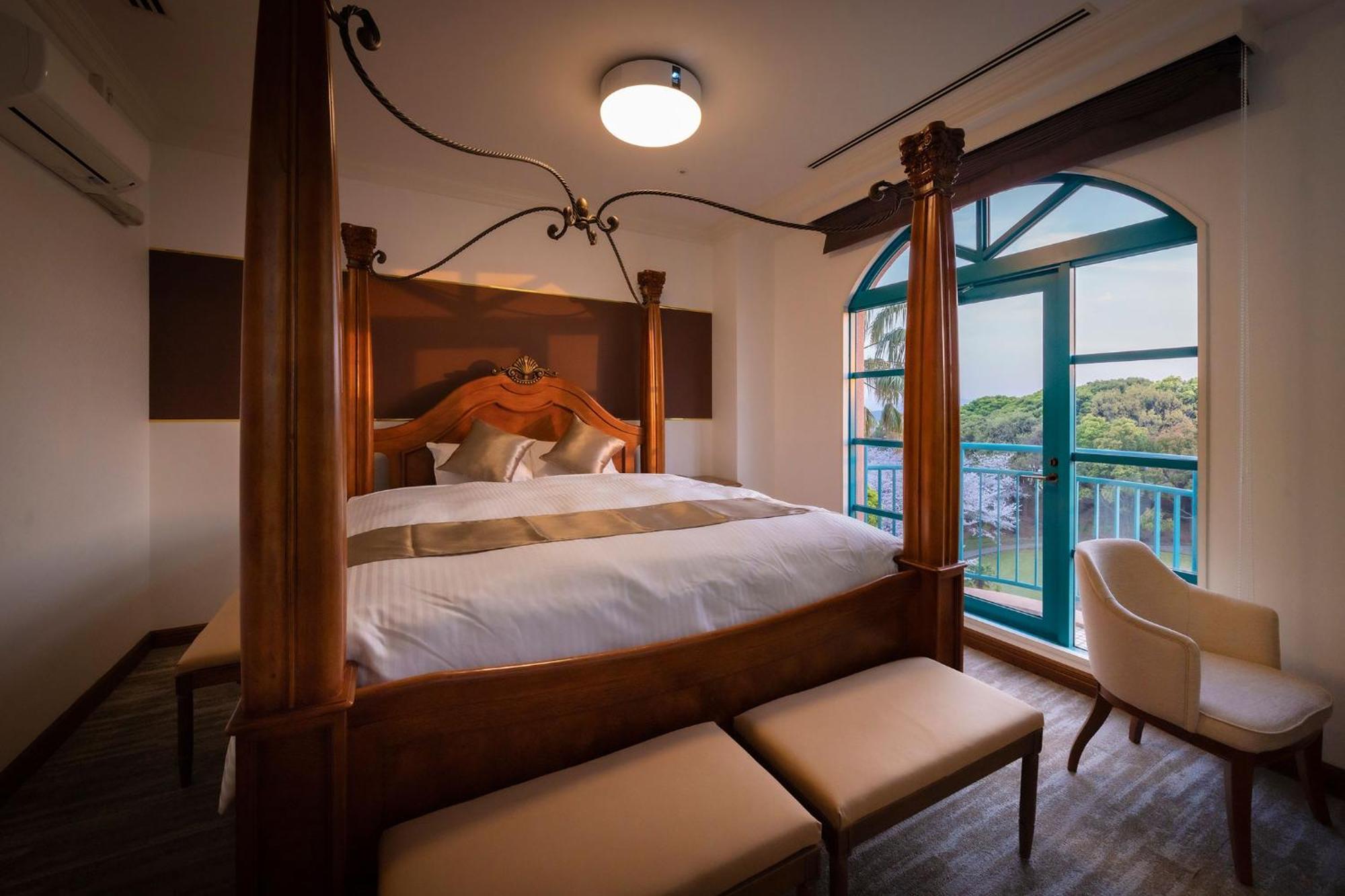 Ooedo Onsen Monogatari Premium Saikaibashi Otel Sasebo Dış mekan fotoğraf